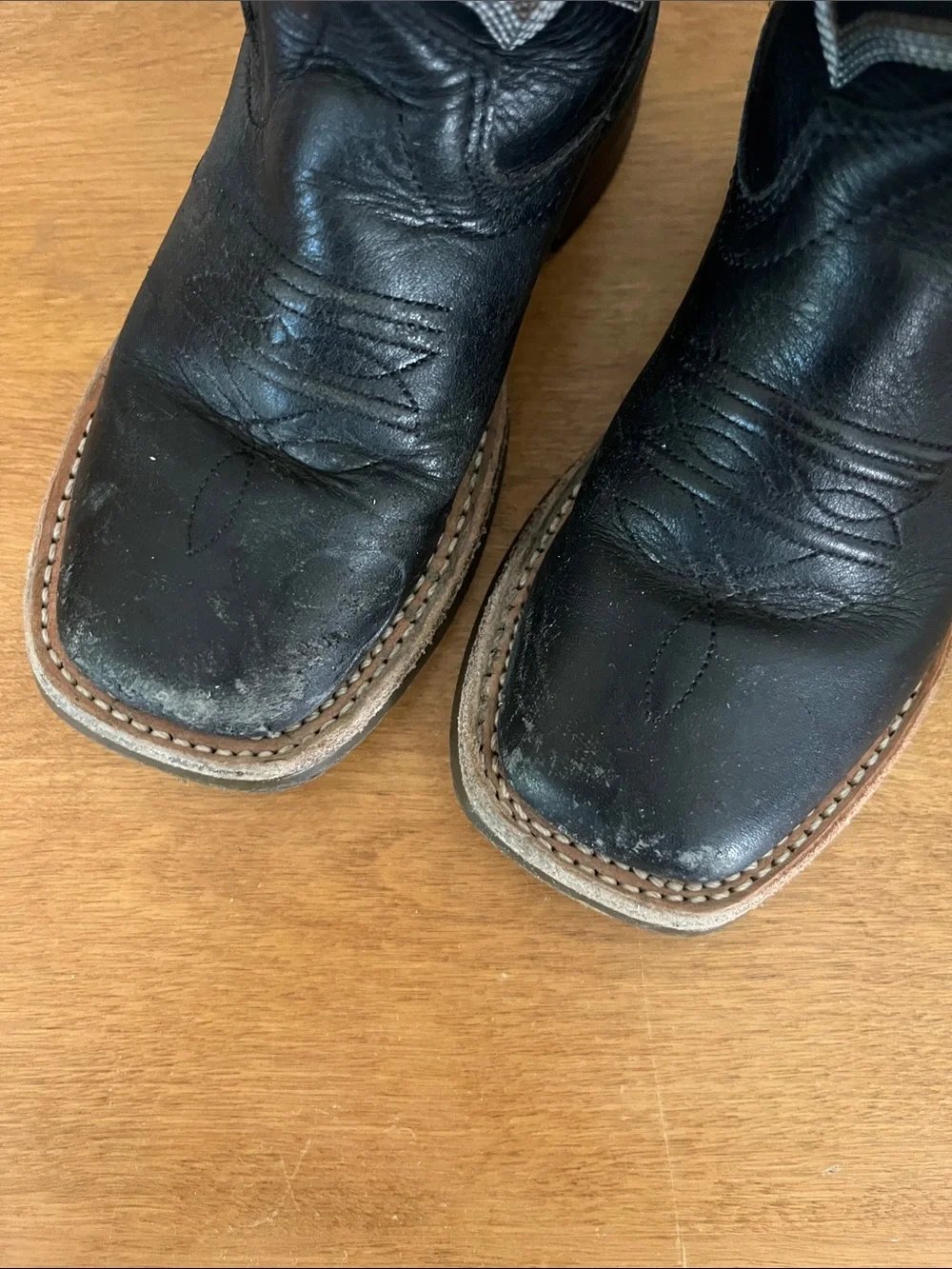Cody James • Kids Black Western Cowboy Boots with Silver Stitching